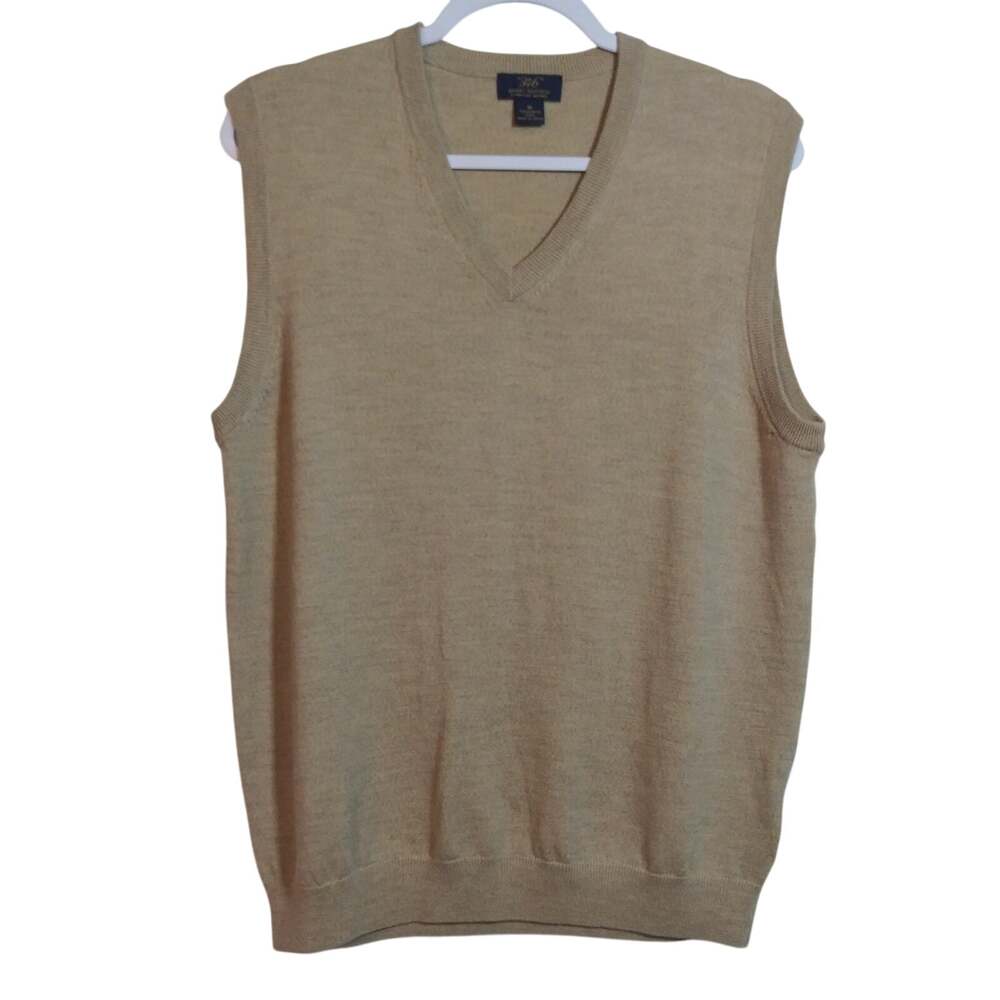 Brooks Brothers 346 Merino Wool Beige V Neck Sweater Vest Preppy Size M